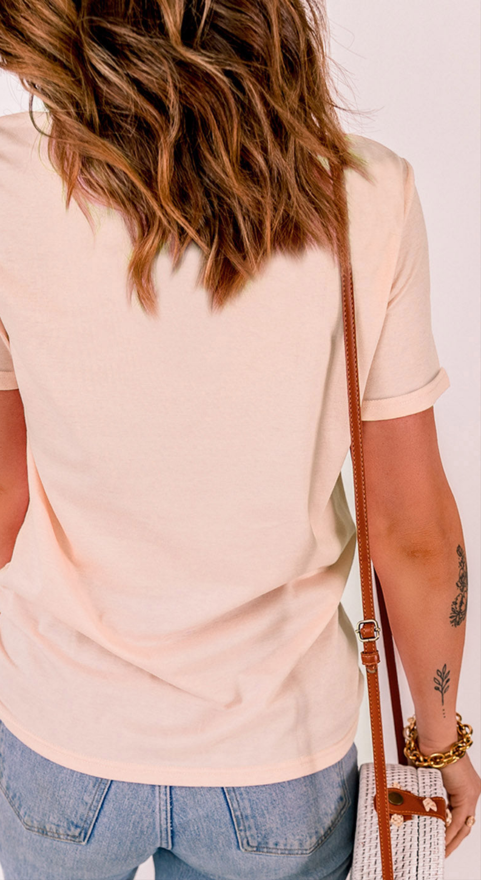MOM LIFE Leopard Graphic Cuffed Tee - LODIMAE FASHION