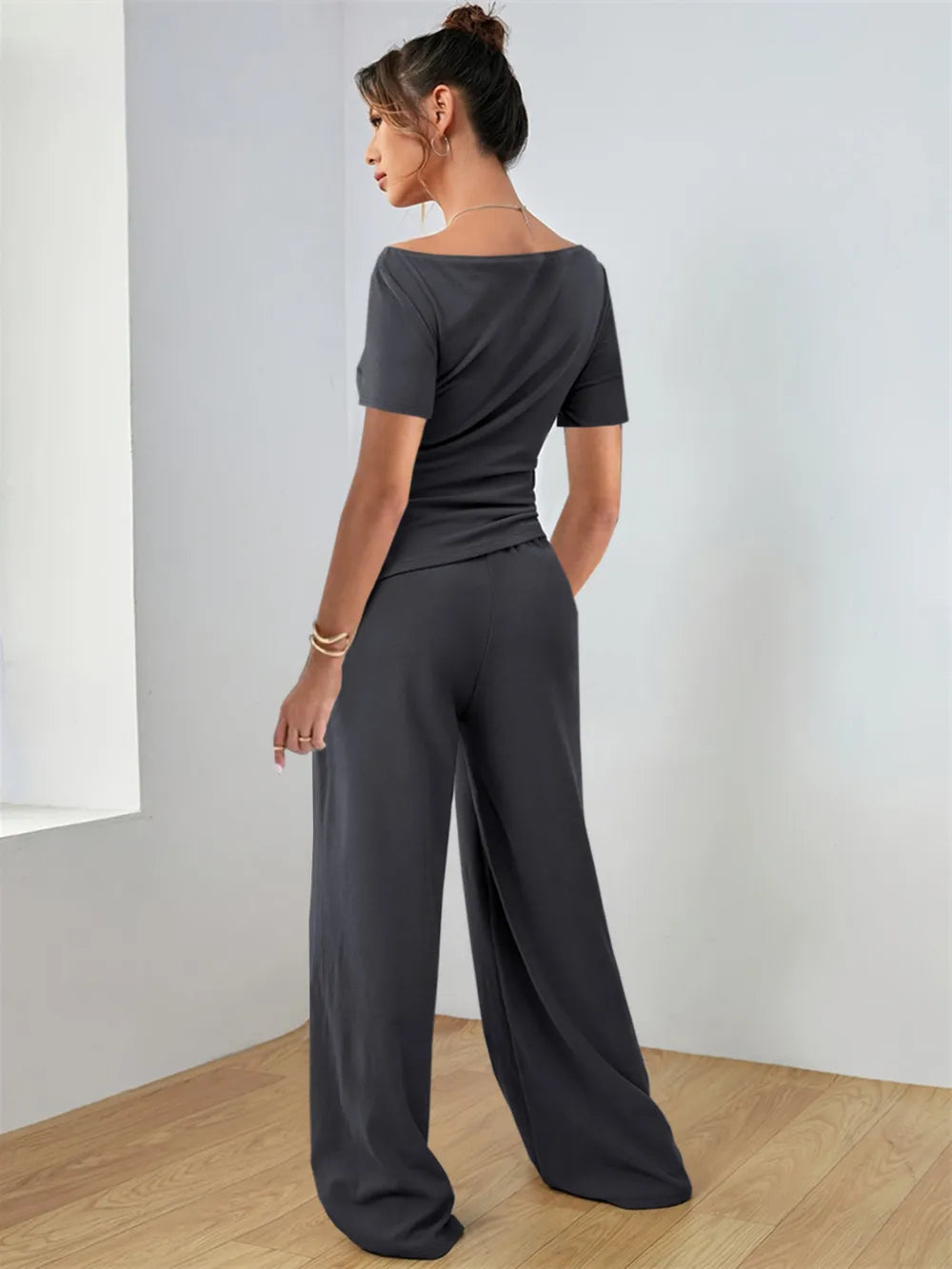 Round Neck Short Sleeve T-Shirt and Pants Set - LODIMAE FASHION