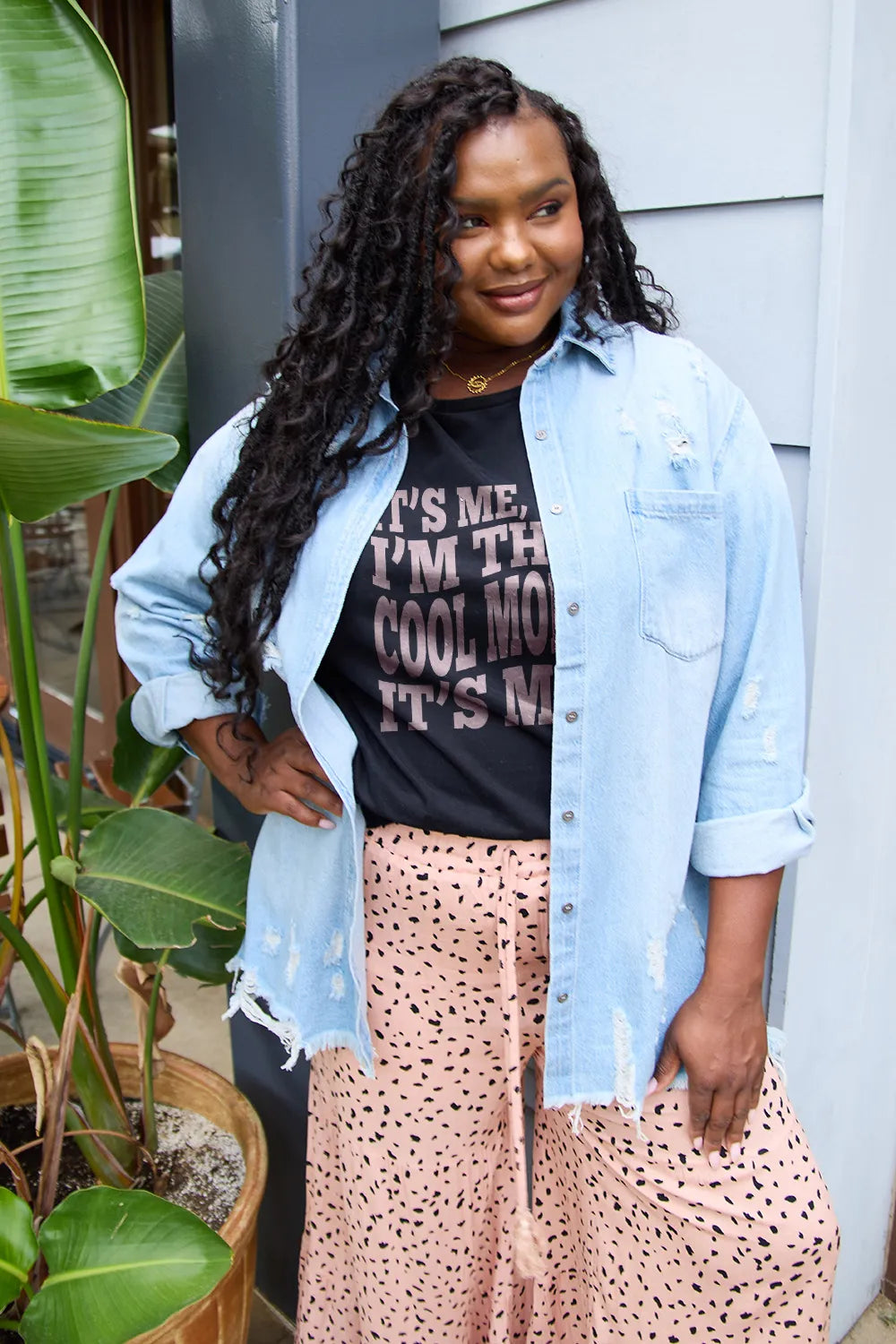 Simply Love Full Size IT'S ME,HI I'M THE COOL MOM IT'S ME Round Neck T-Shirt - LODIMAE FASHION