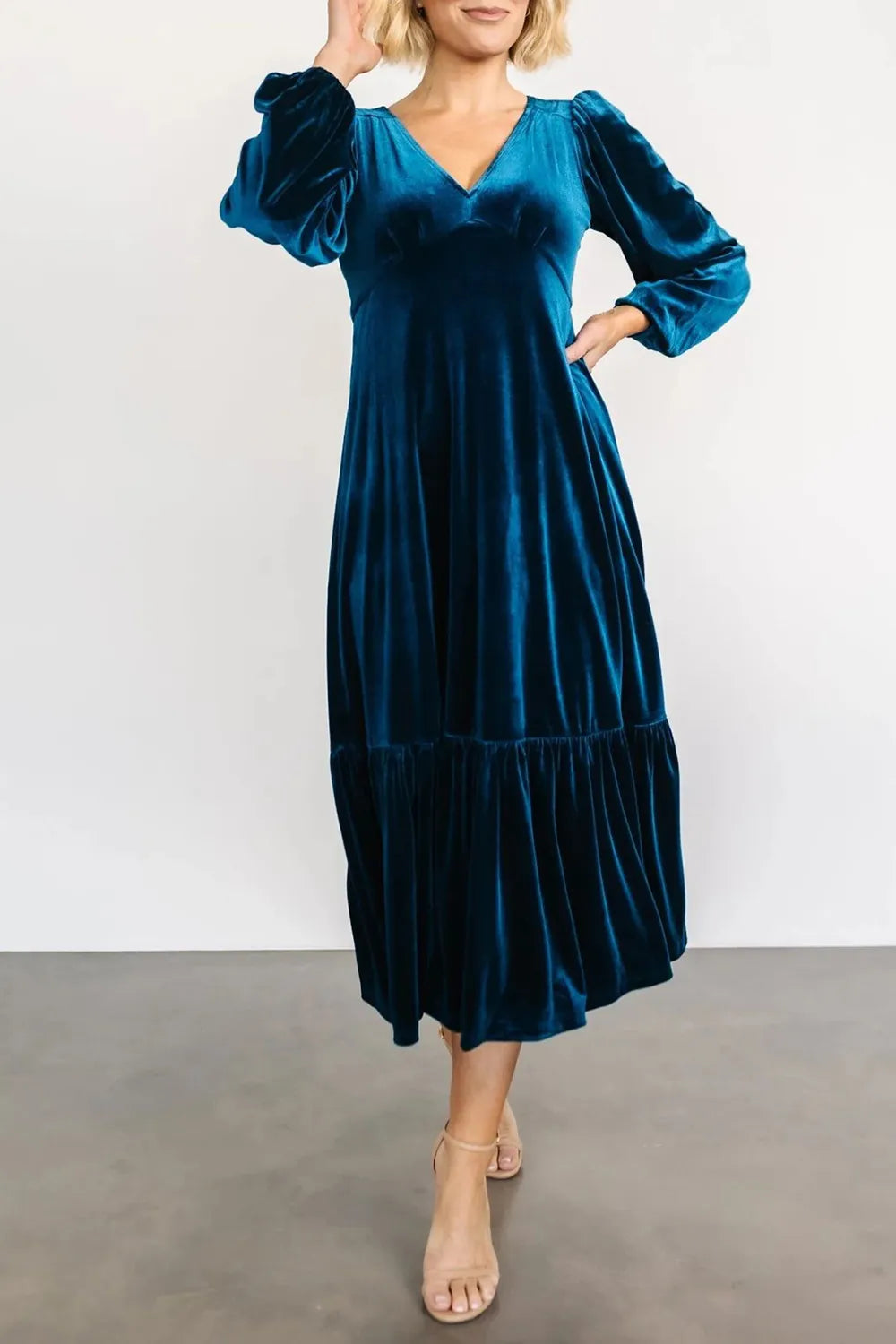 V-Neck Long Sleeve Midi Velvet Dress - LODIMAE FASHION