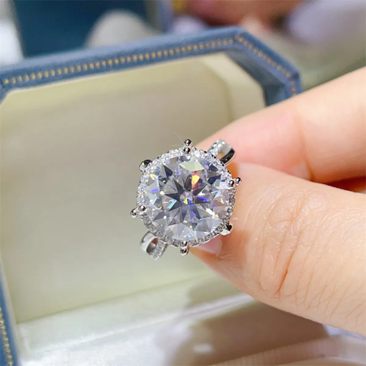 5 Carat Round Cut Moissanite Engagement Ring - LODIMAE FASHION 