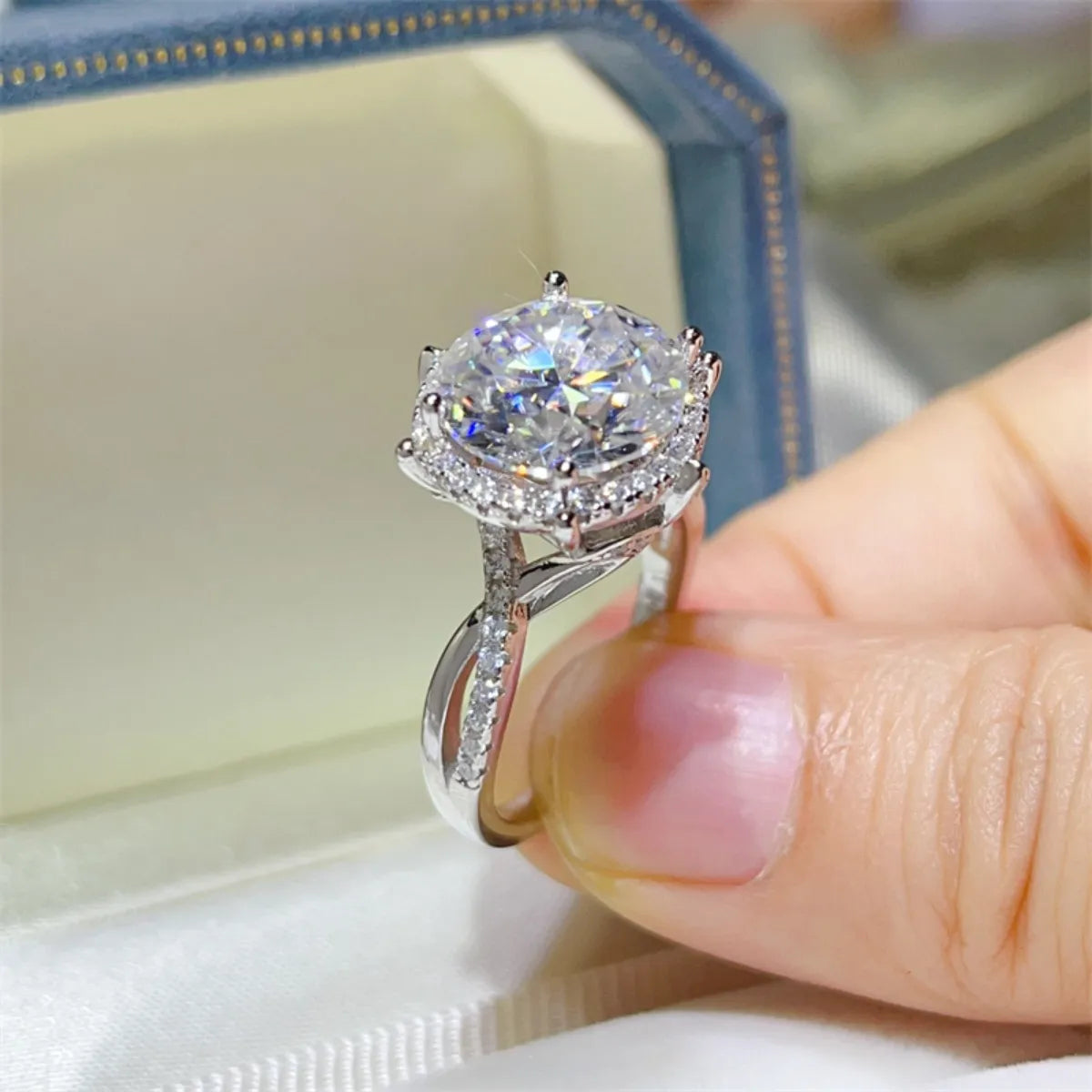 5 Carat Round Cut Moissanite Engagement Ring - LODIMAE FASHION 