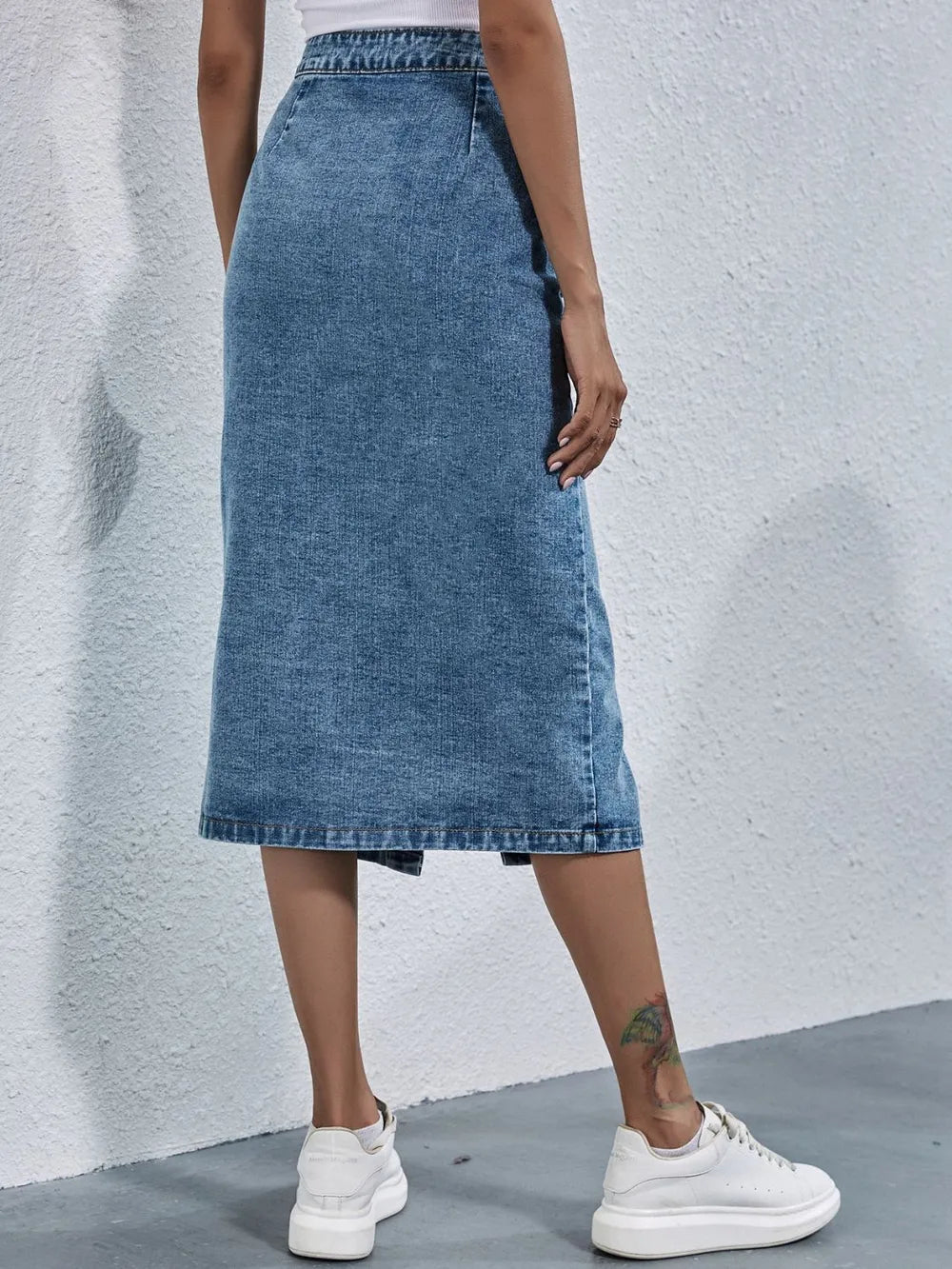 Buttoned Denim Skirt with Pockets – Classic A-Line Jean Skirt - LODIMAE FASHION 