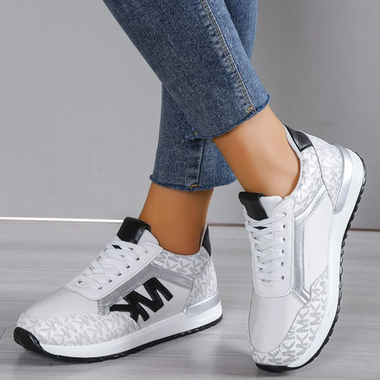 Contrast Lace Up Round Toe Sneakers - LODIMAE FASHION 