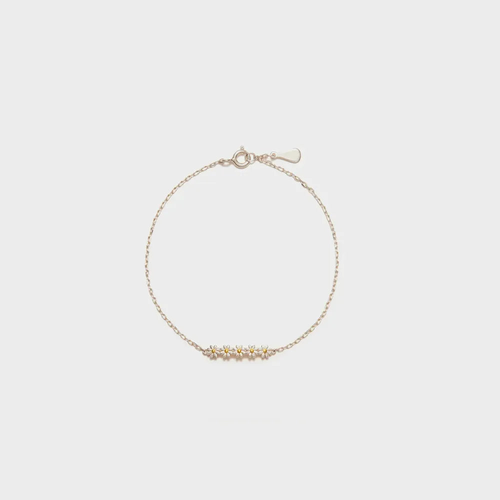 Daisy Shape Spring Ring Closure Bracelet - LODIMAE FASHION 