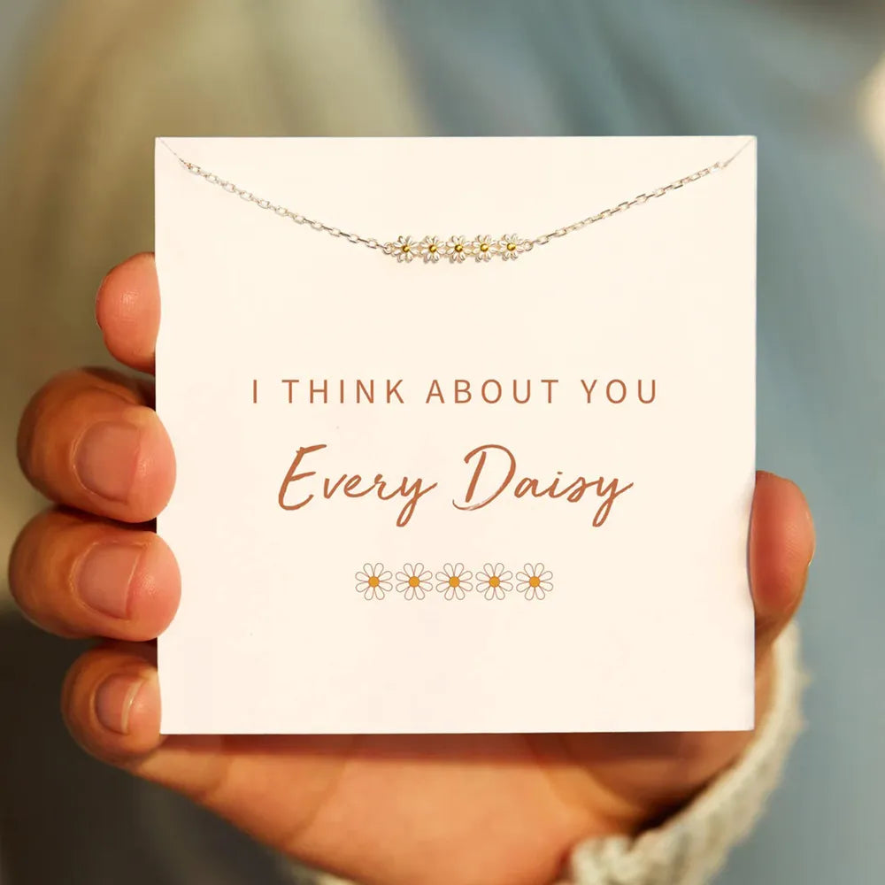 Daisy Shape Spring Ring Closure Bracelet - LODIMAE FASHION 