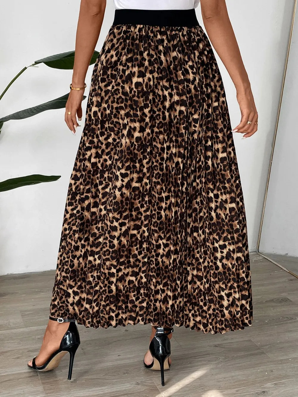 Perfee Pleated Leopard Maxi Skirt - LODIMAE FASHION 