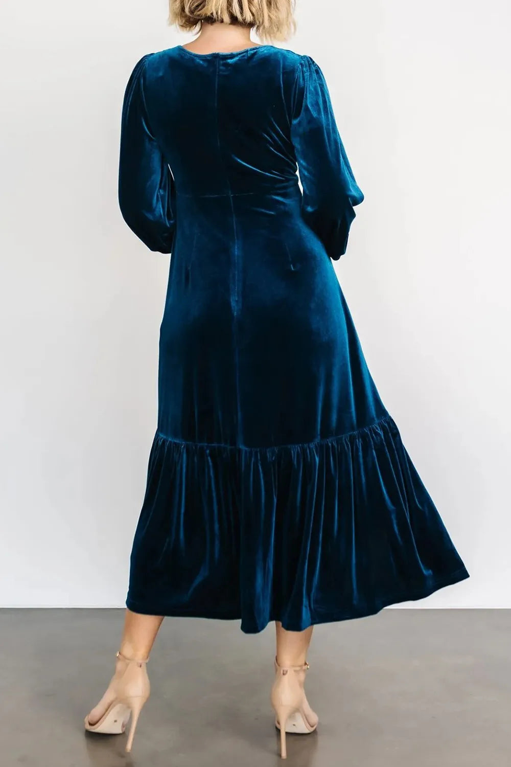 V-Neck Long Sleeve Midi Velvet Dress - LODIMAE FASHION 