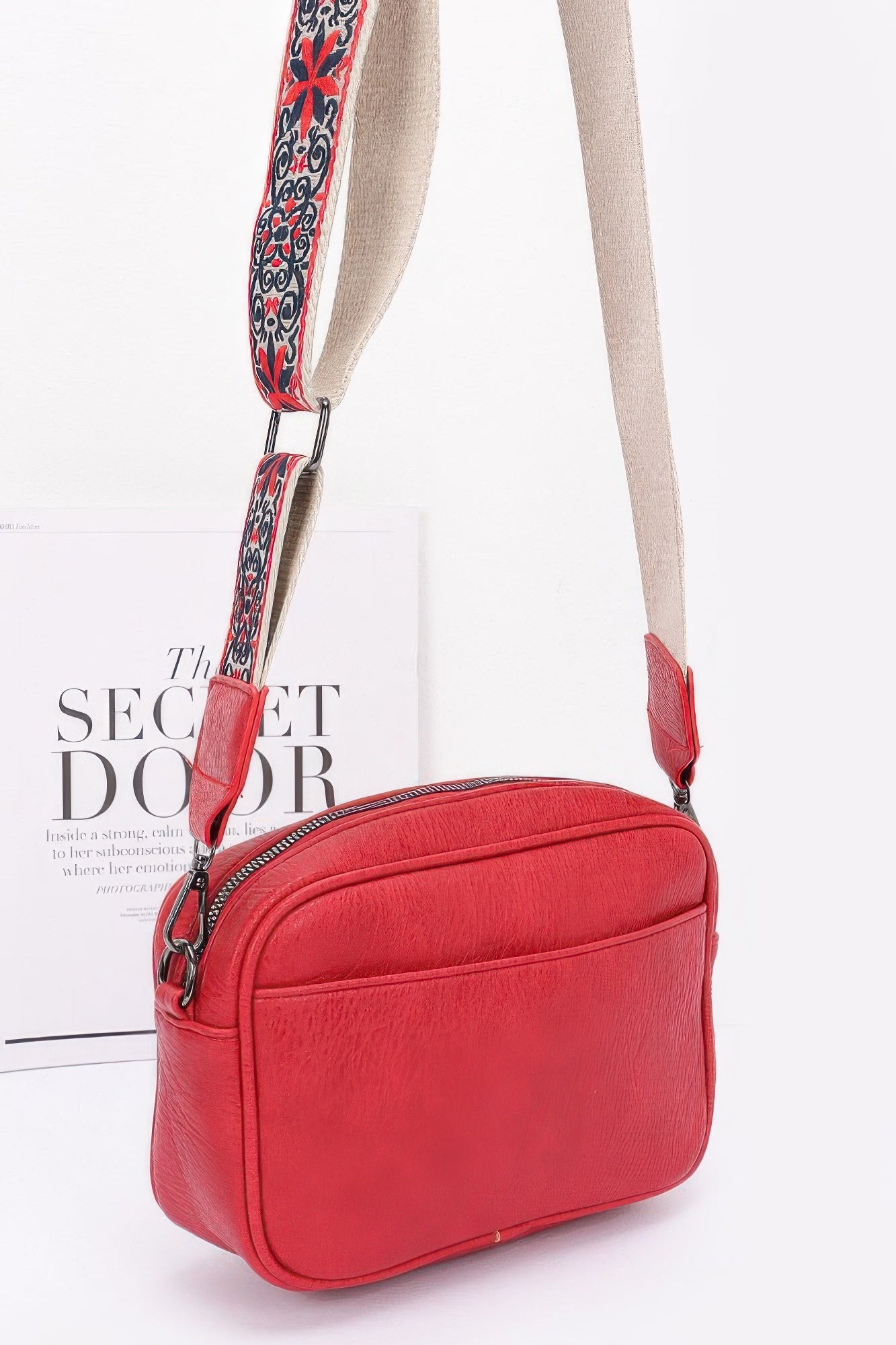 Faux Leather Camera Bag W/multi Color Strap - LODIMAE FASHION 